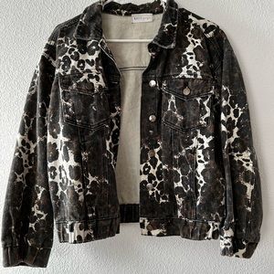 BOUTIQUE Trendy Cheetah Print Jacket